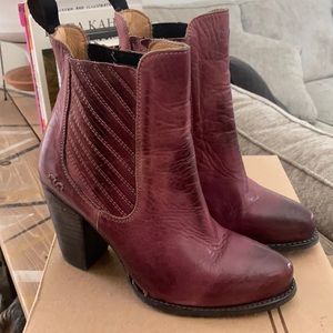 Bed Stu insight bootie size 9